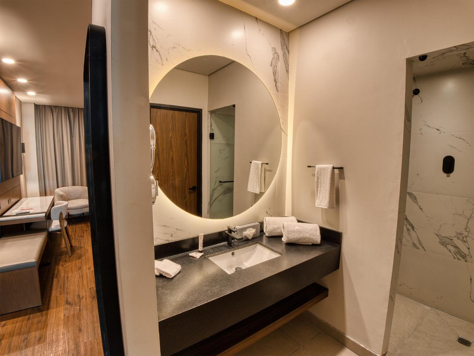 Victoria Ejecutivo Hotell Guadalajara Exteriör bild