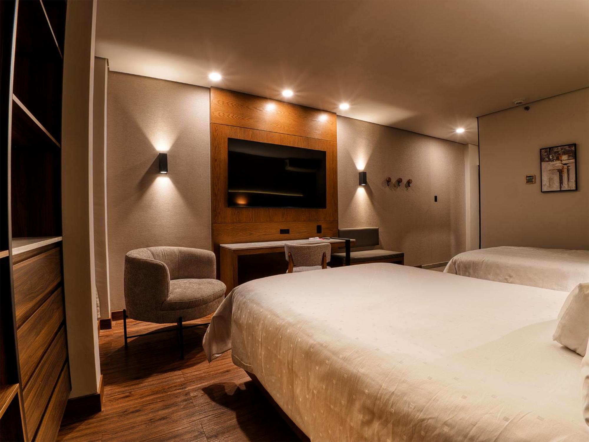 Victoria Ejecutivo Hotell Guadalajara Exteriör bild