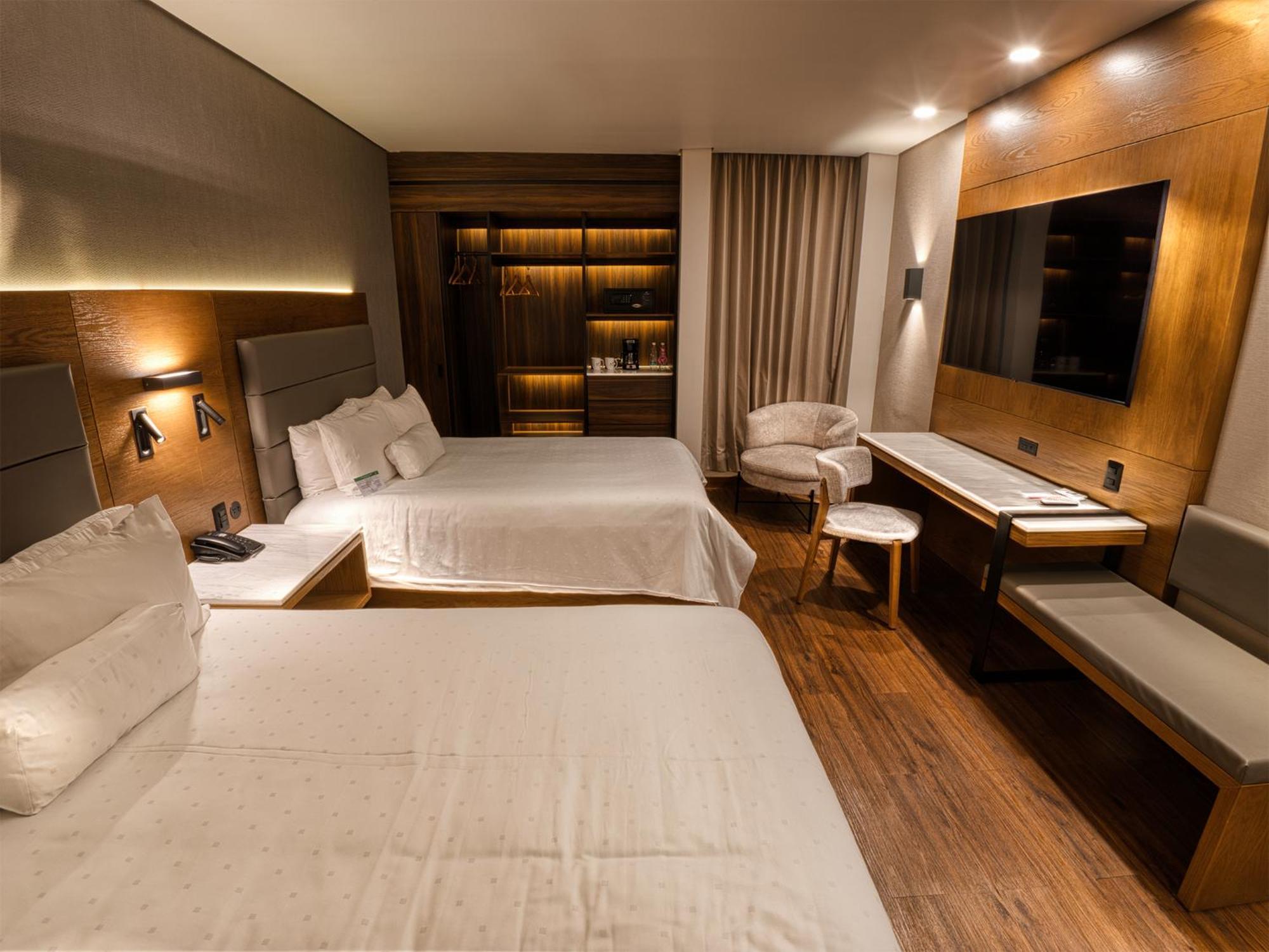 Victoria Ejecutivo Hotell Guadalajara Exteriör bild
